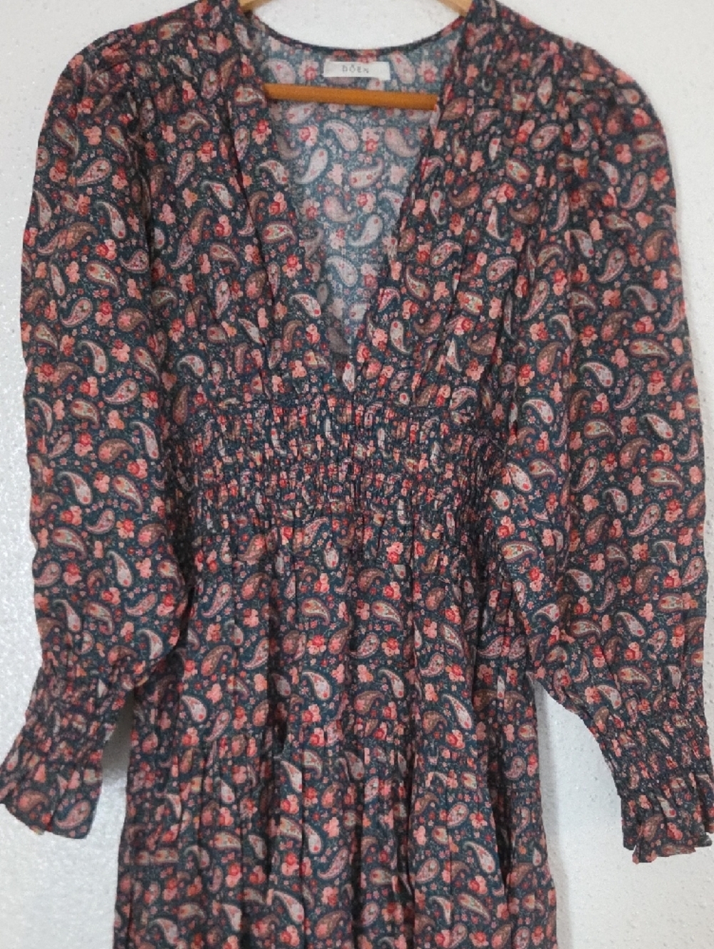 Doen Deep V Smocked Midi Dress in Brown and Pink Paisley - Picture 5 of 9